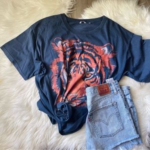 Wrangler Oversized Tiger Top
